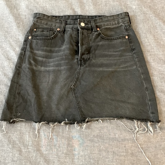 Size 6, denim, charcoal mini shirt. H&M. - Picture 3 of 3